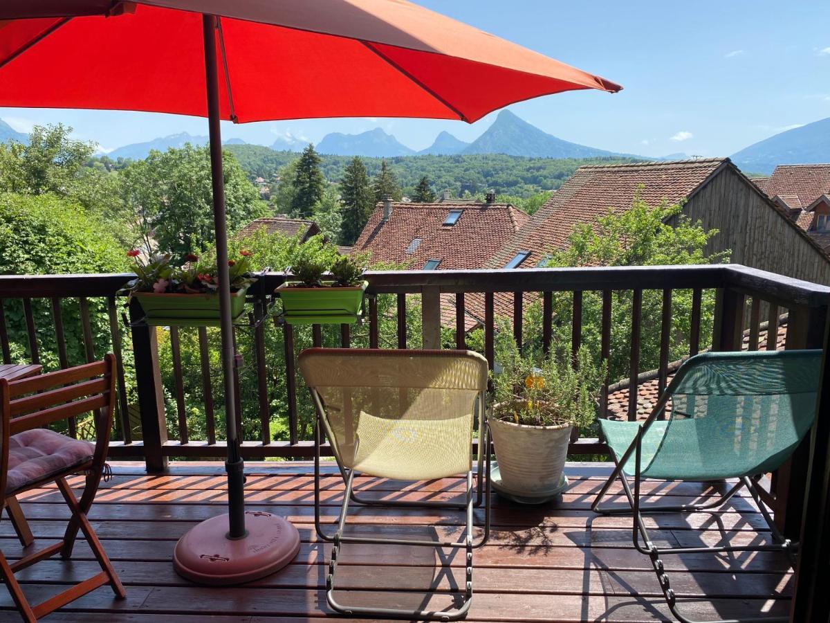 Castle View Menthon Villa Exterior foto